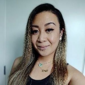 Meet your Posher, Corrie